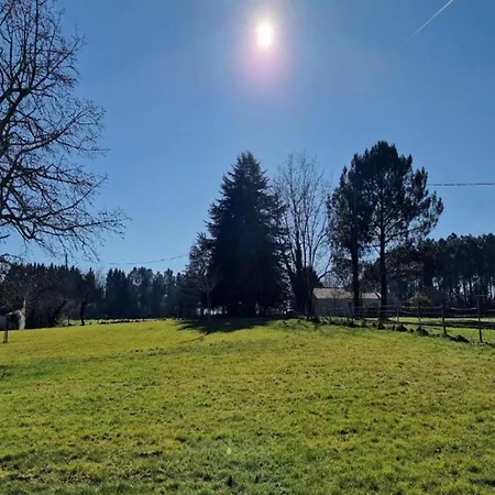 Le Fournil In With Garden Feriehus *