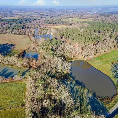 Le Fournil In With Garden Feriehus